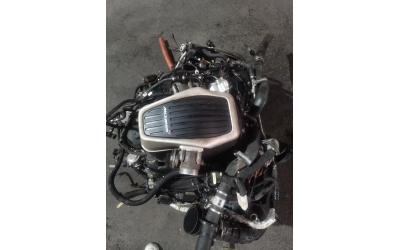 McLaren engine